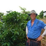 Green coffee producer Luis Campos of Cordillera de Fuego